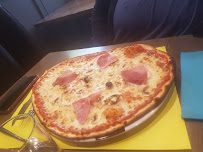 Salami du Pizzeria La Pasta Tchouta à Saint-Brieuc - n°3