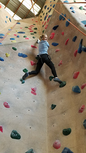 Gym «Hangar 18 Indoor Climbing Gym - Upland», reviews and photos, 256 E Stowell St, Upland, CA 91786, USA