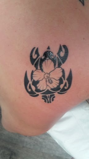 Find mexican american flag tattoo ideas for your next unique tattoo in Honolulu at Tattoolicious Tattoo Waikiki