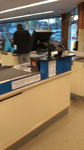 Grocery Store «Food Lion», reviews and photos, 1499 New Walkertown Rd, Winston-Salem, NC 27101, USA