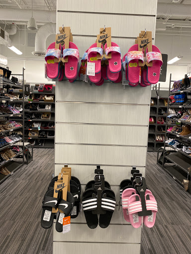 Department Store «Nordstrom Rack Pembroke Mall», reviews and photos, 4588 Virginia Beach Blvd #100, Virginia Beach, VA 23462, USA