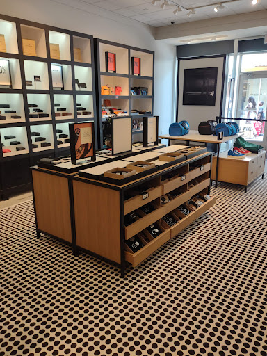 Outlet Mall «Tanger Outlet Houston», reviews and photos, 5885 Gulf Fwy, Texas City, TX 77591, USA