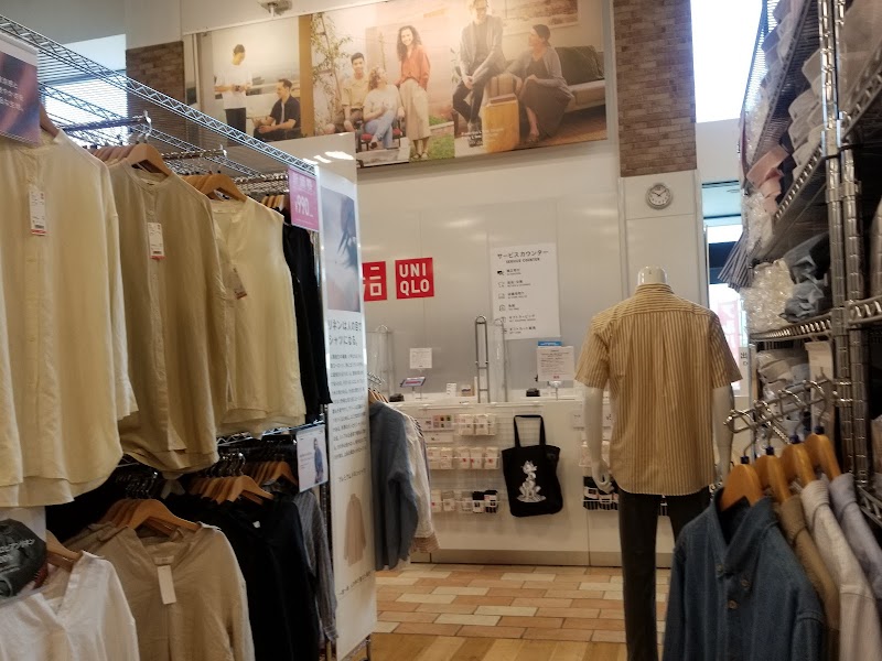 ユニクロ 高岡インター店 富山県高岡市上北島 衣料品店 衣料品 グルコミ