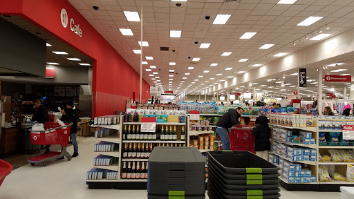 Department Store «Target», reviews and photos, 101 Commerce Way, Woburn, MA 01801, USA