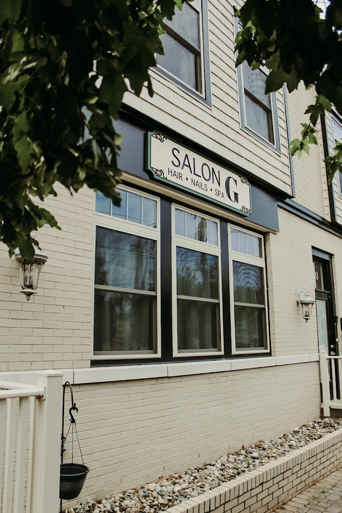 Salon G 08107