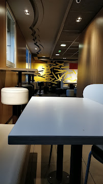 Atmosphère du Restauration rapide McDonald's Sèvres à Sèvres - n°3