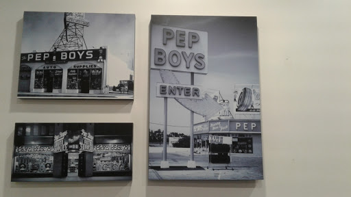 Auto Parts Store «Pep Boys Auto Parts & Service», reviews and photos, 28210 W 8 Mile Rd, Farmington Hills, MI 48336, USA