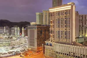 Hilton Suites Makkah image