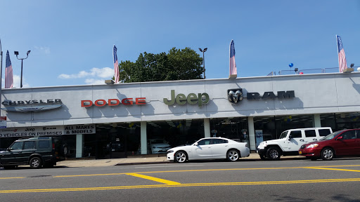 Car Dealer «Bayside Chrysler Jeep Dodge», reviews and photos, 21219 Northern Blvd, Bayside, NY 11361, USA