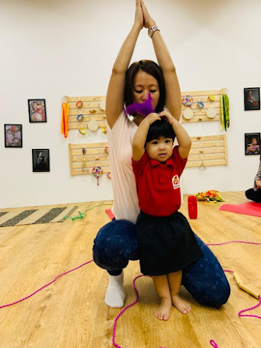 Opening hours for MapleBear West Coast