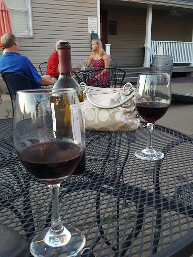 Eureka Wine House, 107 S Central Ave, Eureka, MO 63025, USA, 