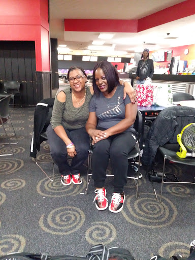 Bowling Alley «AMF Woodlawn Lanes», reviews and photos, 6410 Security Blvd, Baltimore, MD 21207, USA