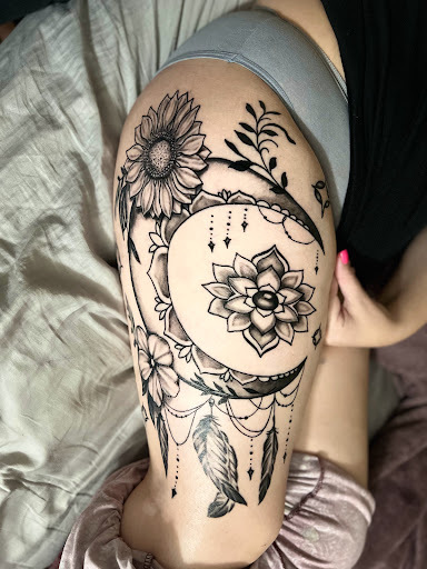 Explore back of hand tattoo ideas, creative tattoo ideas in Abilene, available at Lino Ink Tattoo Studio