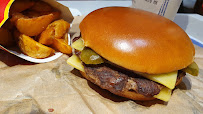 Cheeseburger du Restauration rapide McDonald's à Évry-Courcouronnes - n°10