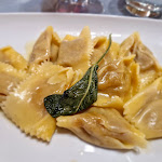 Photo n°1 de l'avis de Bea.i fait le 31/12/2022 à 13:32 sur le  Ristorante Pizzeria Le 12 Colonne à Mantua