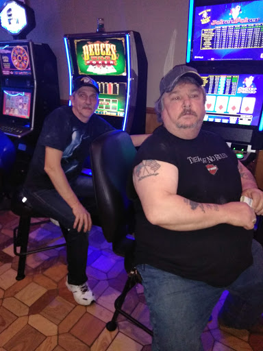 Bowling Alley «Echo Bowling Lanes», reviews and photos, 220 Bedford Rd # 1, Morris, IL 60450, USA