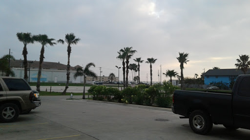 Laundromat «Bluewater Laundromat», reviews and photos, 104 W Corral St, South Padre Island, TX 78597, USA