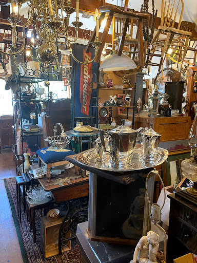 Used Furniture Store «Junk Shop», reviews and photos, 181 Albany Turnpike, Canton, CT 06019, USA