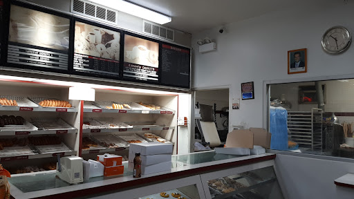 Donut Shop «County Donuts», reviews and photos, 1218 S Roselle Rd, Schaumburg, IL 60193, USA