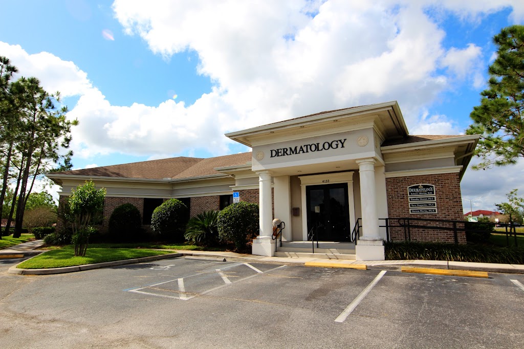 Albergo Dermatology 34685