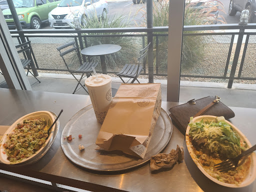 Mexican Restaurant «Chipotle Mexican Grill», reviews and photos, 1560 N Litchfield Rd, Goodyear, AZ 85338, USA