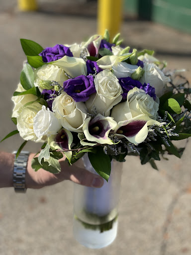 Florist «Petal Peddlers», reviews and photos, 1348 S Milwaukee Ave, Libertyville, IL 60048, USA