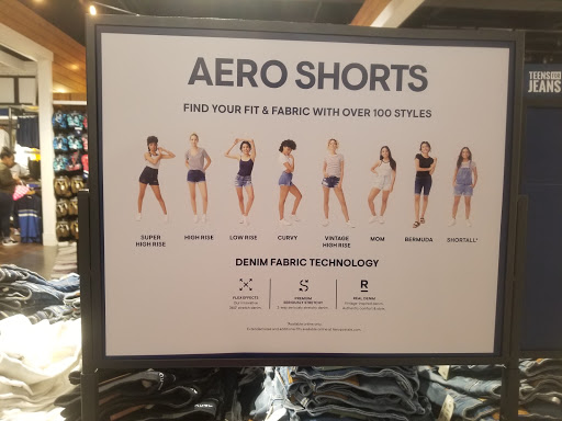 Clothing Store «Aéropostale», reviews and photos, 200 Baychester Ave, Bronx, NY 10475, USA