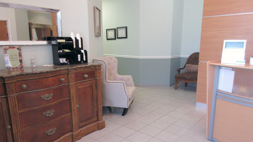 Funeral Home «Hardage - Giddens Greenlawn Funeral Home», reviews and photos, 4300 Beach Blvd, Jacksonville, FL 32207, USA