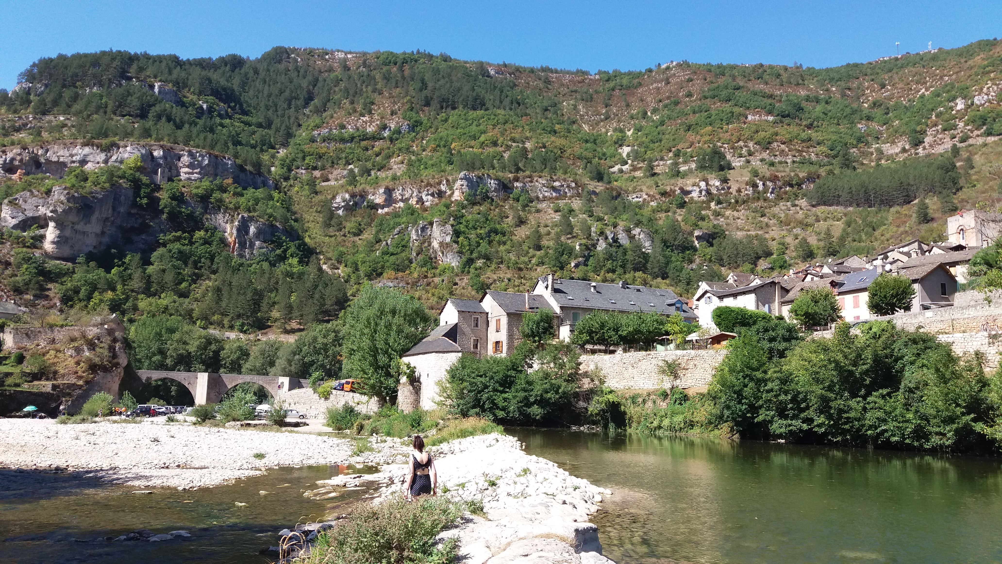 Photo n° 33 de l'avis de Nicolas.e fait le 11/09/2017 à 14:35