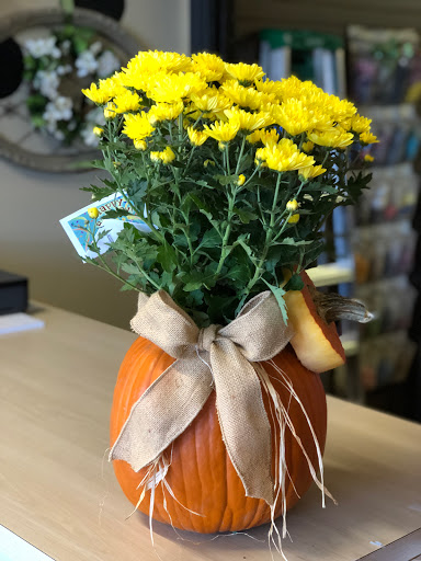 Florist «Valley Florist», reviews and photos, 301 Merrimack St, Methuen, MA 01844, USA