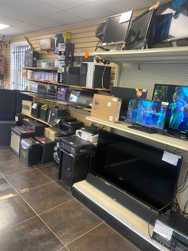 Pawn Shop «Sterling & Knight Jewelry & Pawn», reviews and photos, 109 E St Charles Rd, Villa Park, IL 60181, USA