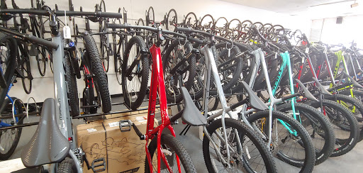 Bicycle Store «Atlanta Cycling - Vinings», reviews and photos, 4335 Cobb Pkwy, Atlanta, GA 30339, USA