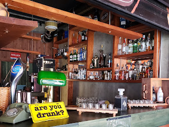 Koala Pub, Kınalıada