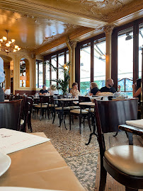 Atmosphère du Restaurant français Restaurant Le Square Trousseau à Paris - n°15