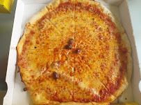 Plats et boissons du Pizzeria Mister Pizza à Antibes - n°15