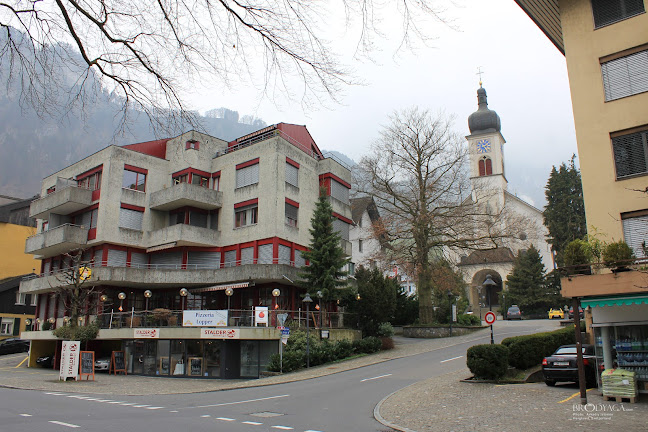 Dorfpl. 1, 6052 Hergiswil, Schweiz
