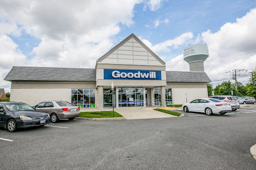 Goodwill Centerville Retail Store, 1650 St Matthews Ln, Manakin-Sabot, VA 23103, USA, 