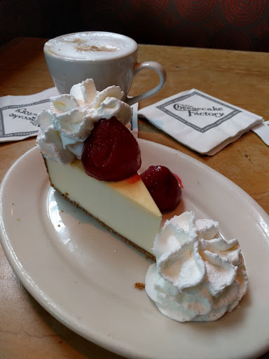 Restaurant «The Cheesecake Factory», reviews and photos, 4200 Conroy Rd, Orlando, FL 32839, USA