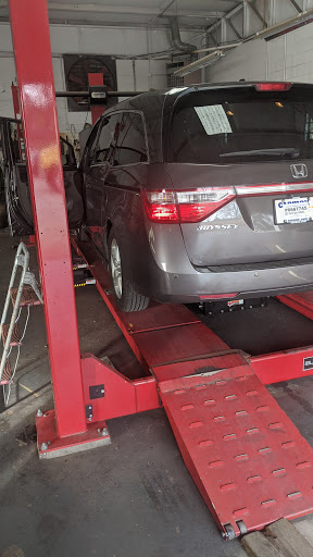 Auto Repair Shop «J and M Auto Center», reviews and photos, 2807 Simpson Cir, Norcross, GA 30071, USA