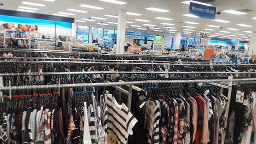 Clothing Store «Ross Dress for Less», reviews and photos, 13855 Outlet Dr, Silver Spring, MD 20904, USA
