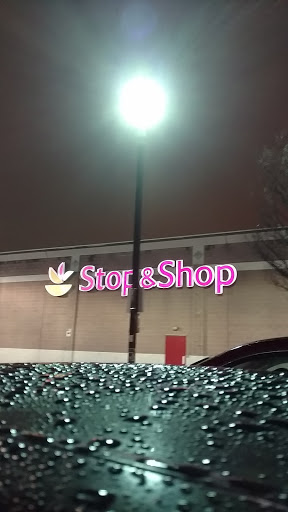 Grocery Store «Super Stop & Shop», reviews and photos, 801 Newark Ave, Elizabeth, NJ 07208, USA