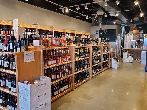 Wine Store «Wine Merchants & Vin205 Bistro», reviews and photos, 205 S Stratford Rd, Winston-Salem, NC 27103, USA