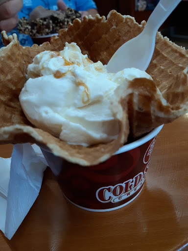 Ice Cream Shop «Cold Stone Creamery», reviews and photos, 900 E Battlefield Rd #116, Springfield, MO 65807, USA