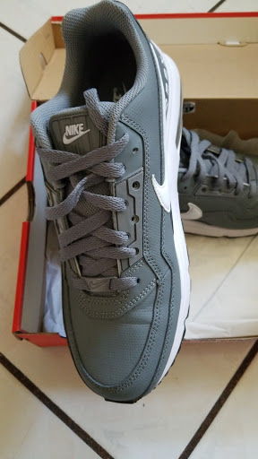 Shoe Store «WSS», reviews and photos, 201 Pacific Coast Hwy, Wilmington, CA 90744, USA