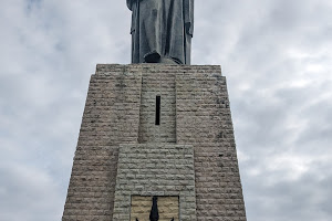 Monumento al Sagrado Corazón de Jesús | Guayaquil. image