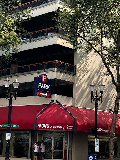 Shopping Mall «Pioneer Place», reviews and photos, 700 SW 5th Ave, Portland, OR 97204, USA