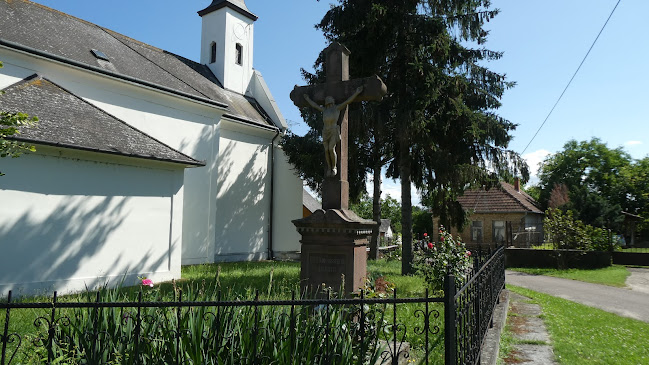 Opinii despre Halmajugrai Szent Imre templom în Halmajugra - Templom