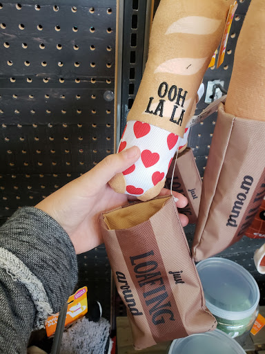 Pet Supply Store «Petco Animal Supplies», reviews and photos, 244 Pioneer Trail, Chaska, MN 55318, USA