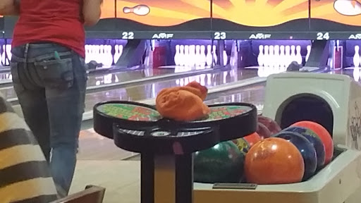 Bowling Alley «AMF Richardson Lanes», reviews and photos, 2101 N Central Expy, Richardson, TX 75080, USA