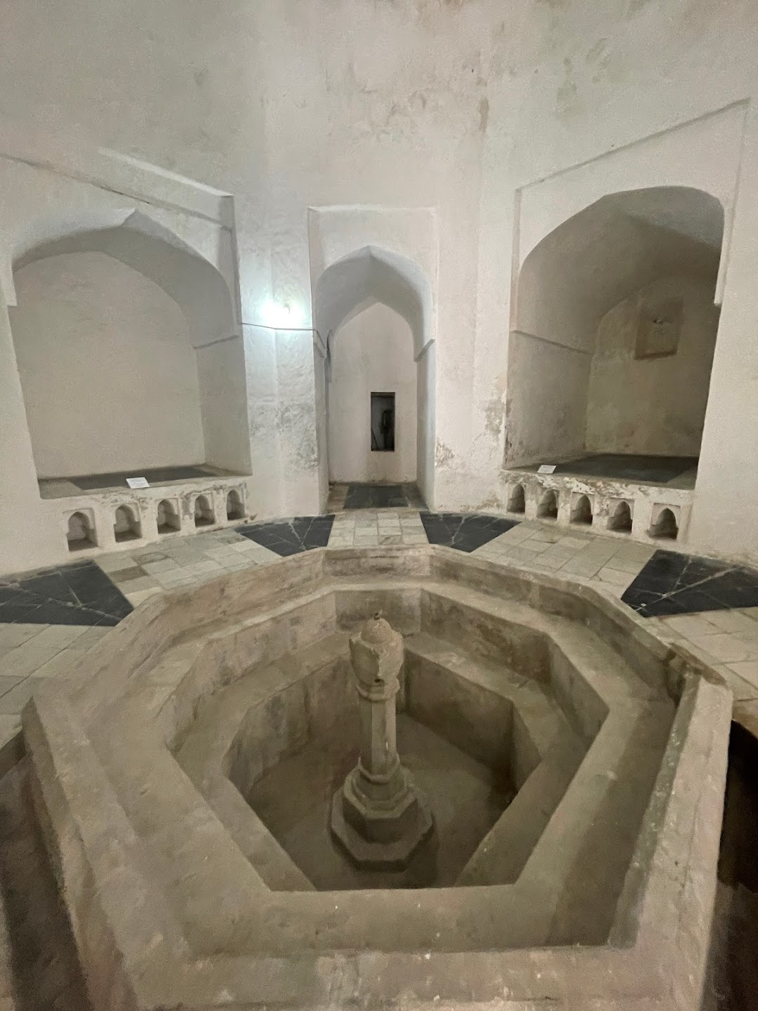 Hamamni Persian Baths Near Maru Maru Hotel
